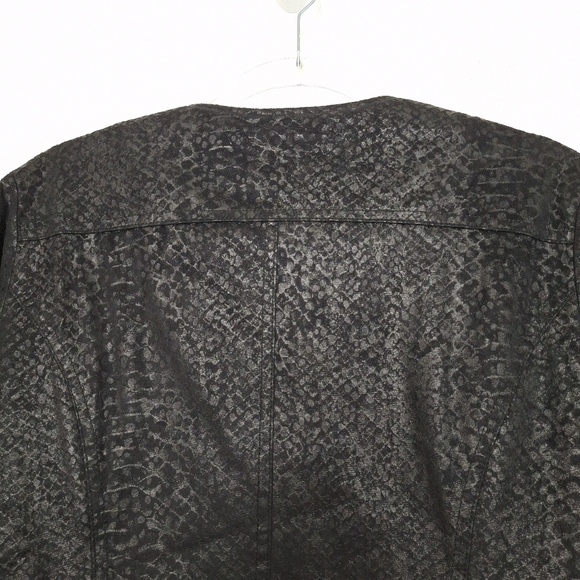 Guess Black Streetwear Embossed Faux Suede Soft Fur Animal Print Moto Jacket L - Picture 7 of 9
